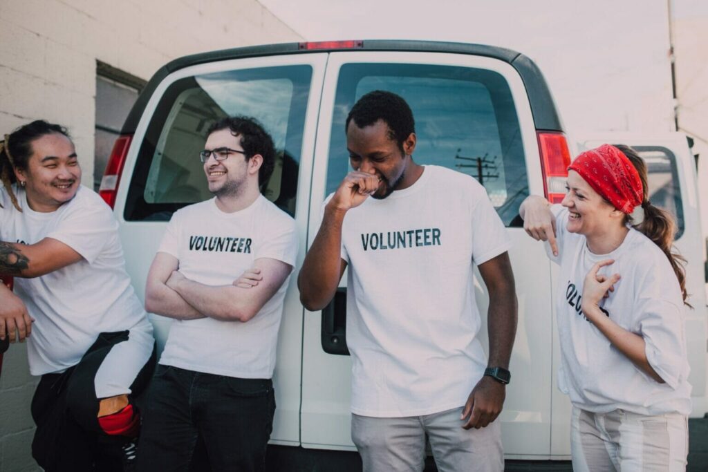 4 WAYS CORPORATE VOLUNTEERISM WILL CHANGE YOUR BUSINESS